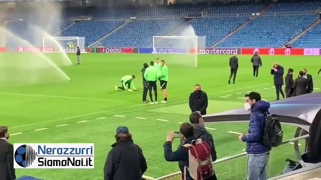 L'Inter si allena allo Stadio Bernabeu in vista del match di Champions League contro il Real Madrid