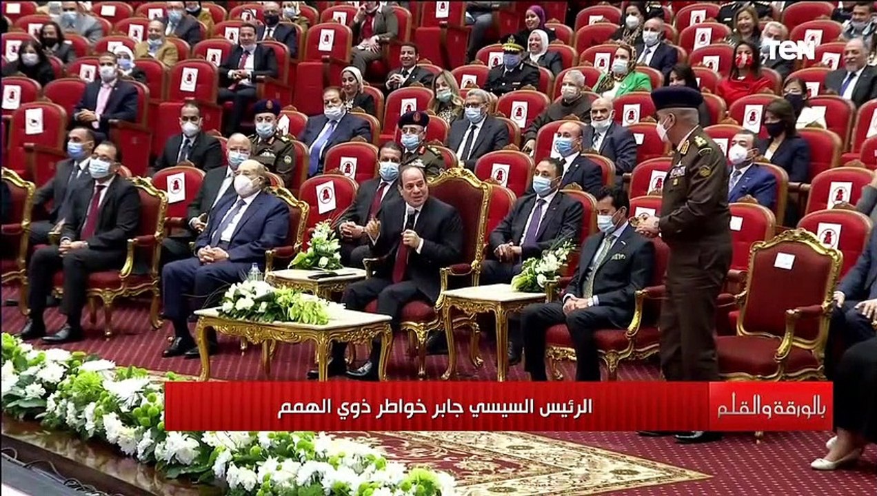 "أسعد يوم اليوم اللي بشوفكم فيه".. الديهي يعرض لقطات رائعة للرئيس السيسي وحواره مع ذوي الهمم