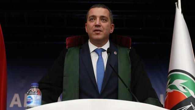 TBB Başkanı Erinç Sağkan'dan Metin Feyzioğlu yorumu dikkat çekti