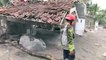 شاهد: نشاط بركان سيميرو في إندونيسيا يعيق جهود فرق الإنقاذ