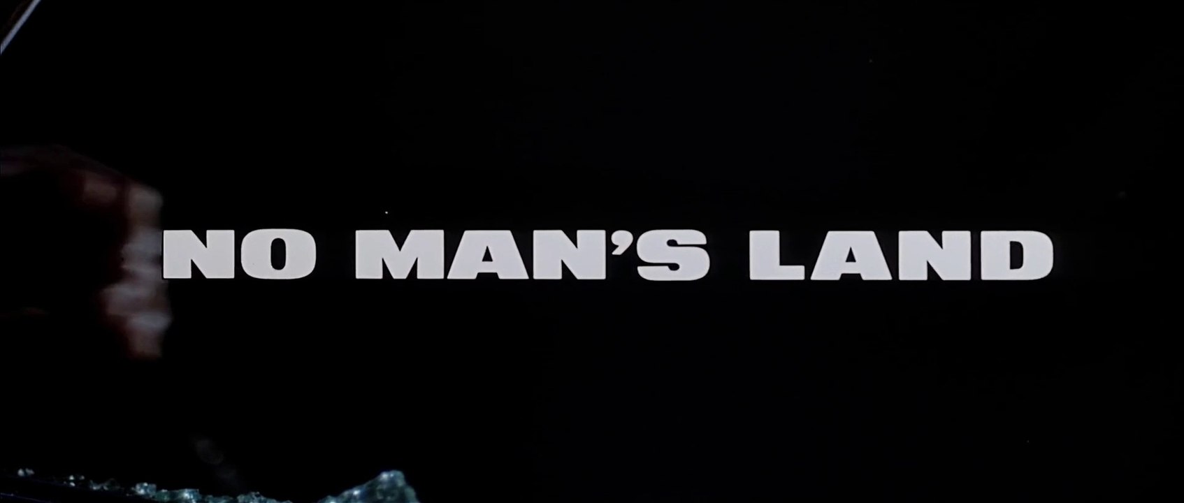 No Man´s Land (1987) - Doblaje latino