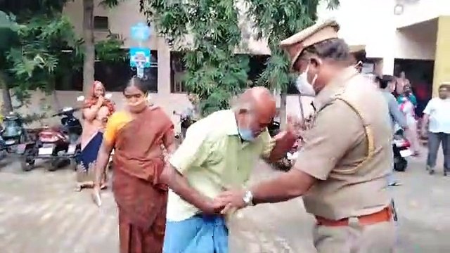 ஆட்சியர் அலுவலகத்தில் தற்கொலை முயற்சி... கடனுக்கான கொடுத்த நிலத்தை திருப்பித் தரவில்லை என புகார்