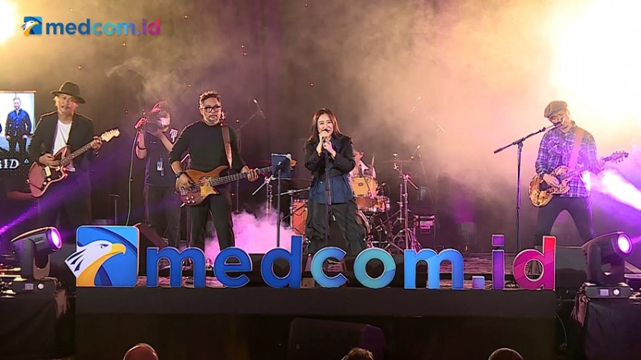 Cokelat x Astrid - JAUH | Medcom 4th Nite