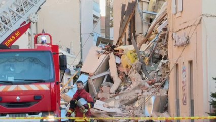 Download Video: Effondrement à Sanary-sur-Mer : un bébé et sa mère retrouvés vivants