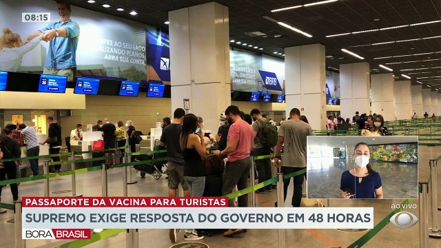 O ministro do Supremo, Luís Roberto Barroso, deu 48 horas para o governo se manifestar sobre a exigência do passaporte da vacina.