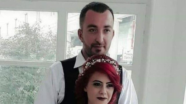 İki çocuk annesi kadın, çocuklarının bakıcısı ile kayıplara karıştı