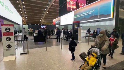 Reino Unido pide a todos los viajeros un test negativo de Covid-19