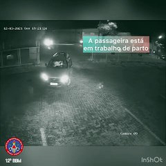 Vídeo mostra carro invadindo batalhão com mulher em trabalho de parto