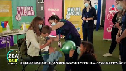 Vacunan contra Covid-19 a niños en Chile