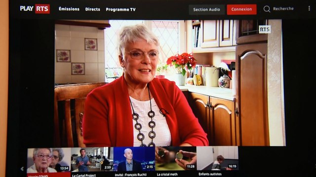 Doreen McKeown the first person vaccinated at RPH