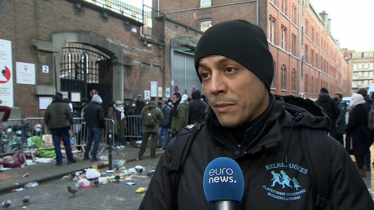 Requerentes de asilo desesperam em Bruxelas