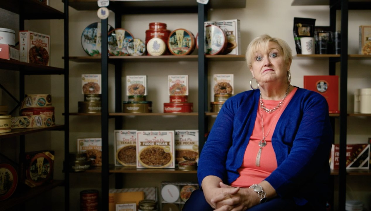 $17 Million Embezzlement Scam That Hinged on Fruitcake