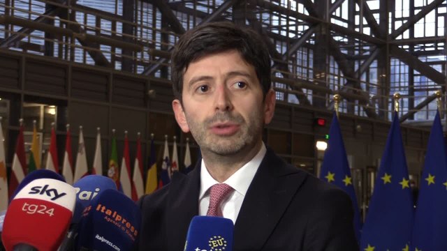 Roberto Speranza: Per vaccini ai bambini fidarsi dei pediatri
