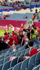 الجماهير المصرية تشعل الأجواء بإستاد الجنوب قبل مباراة الجزائر