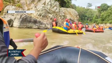 Arung Jeram Melintasi Geopark Merangin