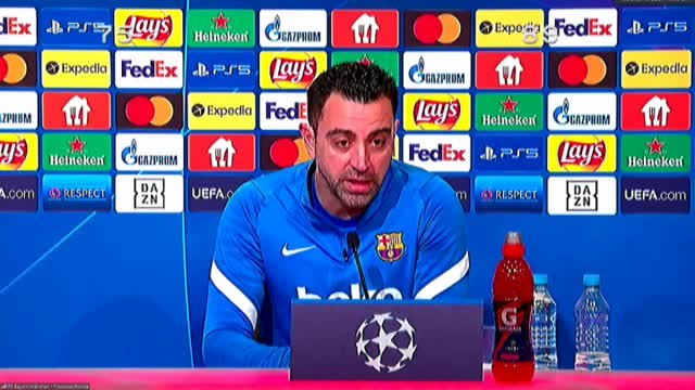 Piqué: Nos va la vida, saldremos con el cuchillo entre los dientes