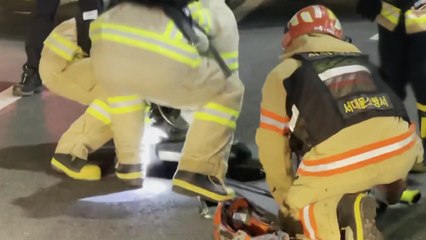 '호흡곤란' 하수도 작업자 구조...추돌사고로 1명 사망 / YTN