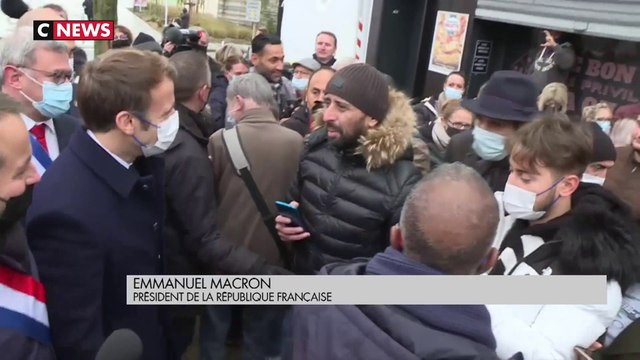 Emmanuel Macron en déplacement dans le Cher