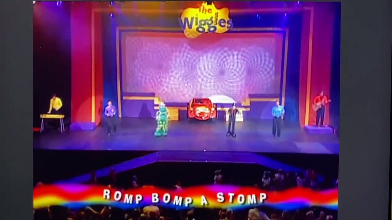 The Wiggles- Romp Bomp A Stomp (Live 1998/1999) - video Dailymotion