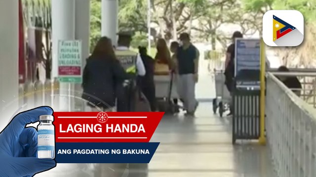 Mga pasahero mula sa ibang bansa, patuloy pa rin ang pagpasok sa Pilipinas sa gitna ng banta ng Omicron variant