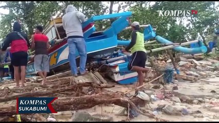 Gelombang Tinggi Puluhan Perahu Dan Rumah Nelayan Rusak