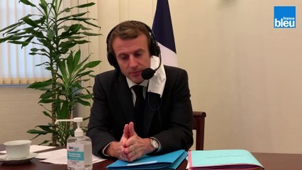 Covid-19 : sur France Bleu, Emmanuel Macron "croit profondément" que Noël peut se dérouler de manière sereine