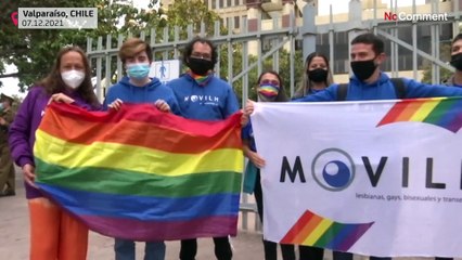 شاهد: برلمان تشيلي يوافق على قانون زواج المثليين