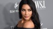 Kim Kardashian agradece ao ex, Kanye West, ao receber prêmio de 'Ícone Fashion'