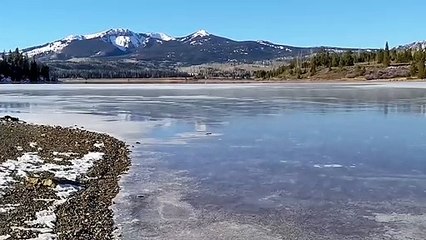 Un lago de EE.UU. emite sonidos a lo 'Star Wars'