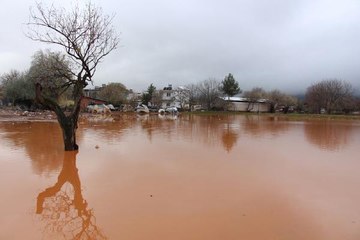 Sağanağın vurduğu Bucak'ta hasar tespit çalışması