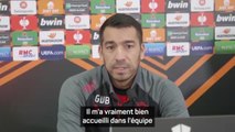 Groupe A - Van Bronckhorst : “Peter Bosz a été là presque toute ma carrière”