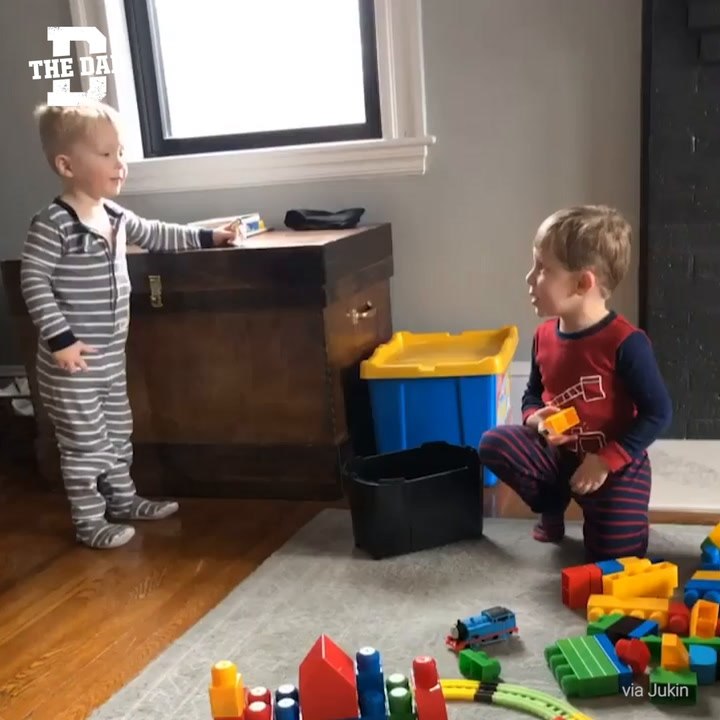 Db - Kids Yell