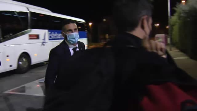 El Atleti vuelve a Madrid tras la victoria en Oporto