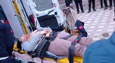 CADDE ORTASINDA ESKİ KOCASI TARAFINDAN BIÇAKLANDI