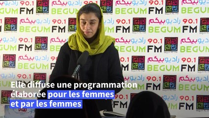 "Donner de la voix" : une radio afghane tend le micro aux femmes