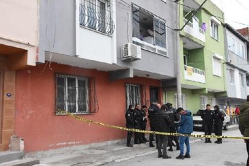 Fırın işçisi evinde ölü bulundu