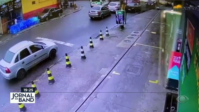 Um policial militar foi barbaramente assassinado durante o trabalho no Rio de Janeiro.