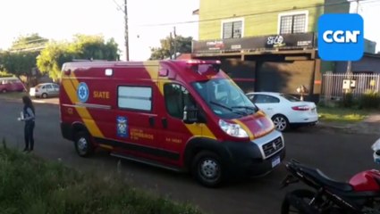 Motociclista fica ferido após atingir retrovisor de carro