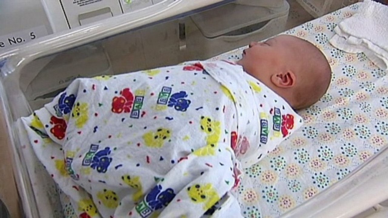 The key reasons Australia's fertility rate is plummeting