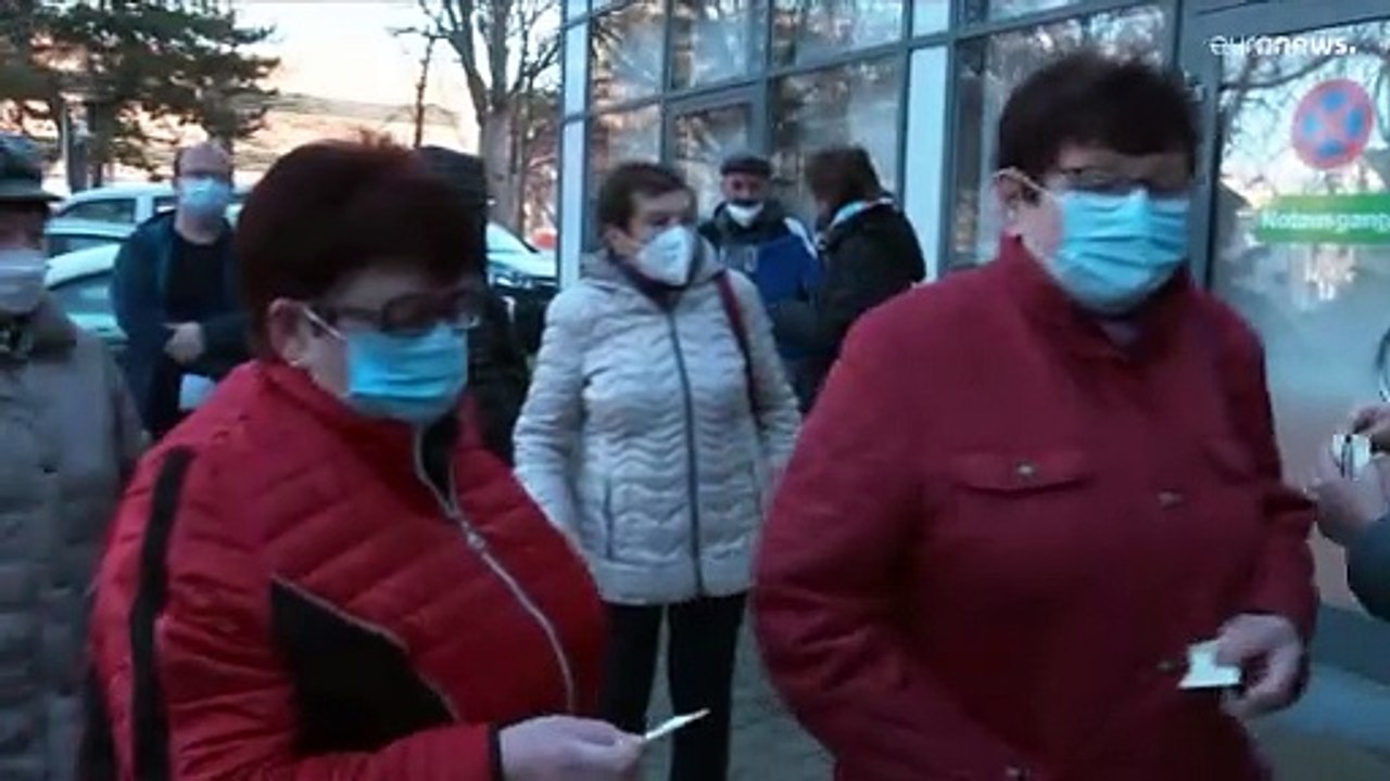 Covid-19 in Deutschland: Fast 70.000 Neuinfektionen - mehr als 500 Tote