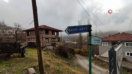 Jandarma kıyafetli dolandırıcılar, Hacca gitmek için para biriktiren yaşlı çifti dolandırdı