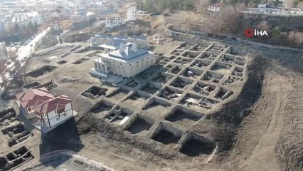 Sivas'ı Moğol baskınından koruyan surun izlerine rastlandı