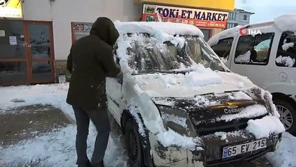 Kara kış kendini gösterdi: Çok sayıda yerleşim yeri ulaşıma kapandı