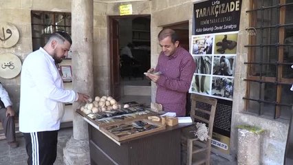 ŞANLIURFA - Koç, manda ve sığır boynuzlarından tarak ve süs eşyaları üretiyor