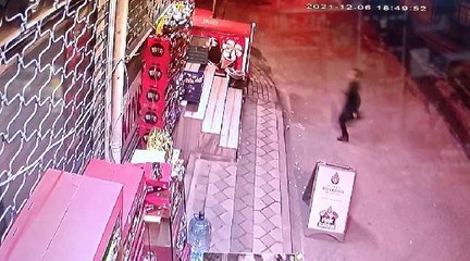 SULTANGAZİ'DE MASKE TAKMAYAN ÇOCUĞA DARP İDDİASI