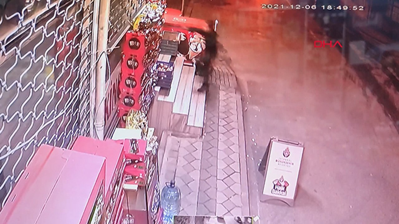 Sultangazi'de maske takmayan çocuğa darp iddiası