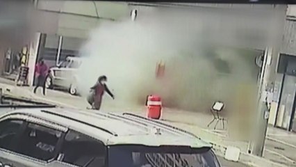 용접 불씨로 오피스텔 불...연기 흡입·소방관 추락 등 21명 부상 / YTN