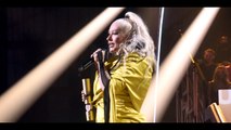 Christina Aguilera Receives Music Icon Award at 2021 People's Choice