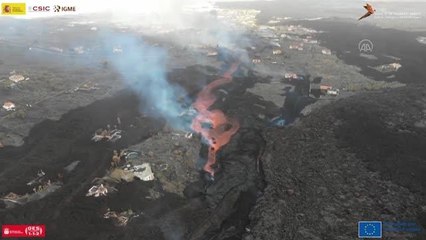 Cumbre Vieja Yanardağı&#039;ndan çıkan lavlar 82 günde 2881 binayı yok etti