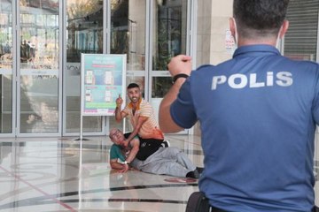 GARSONUN 5 SAAT REHİN ALDIĞI USTA YERE DÜŞÜNCE KALDIRIP BOĞAZIMA BIÇAK DAYIYORDU